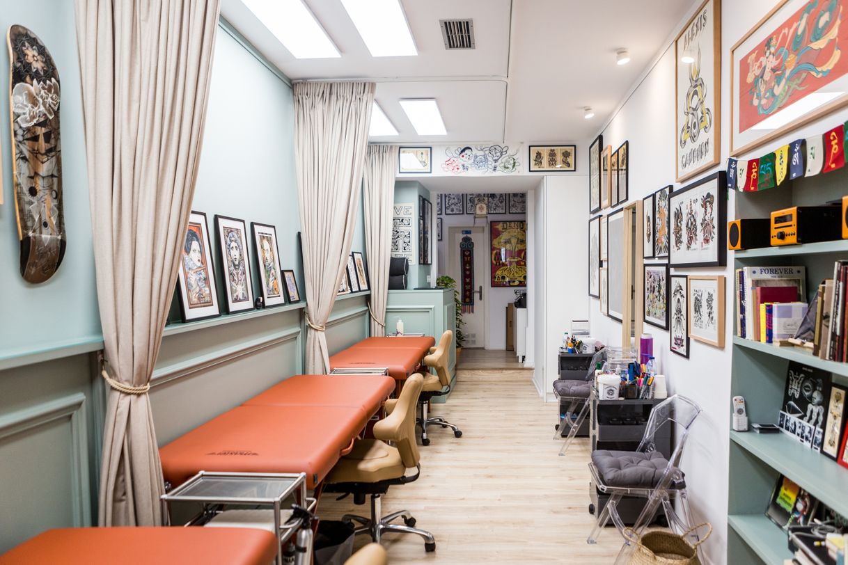 Fashion Arca Tattoo parlour