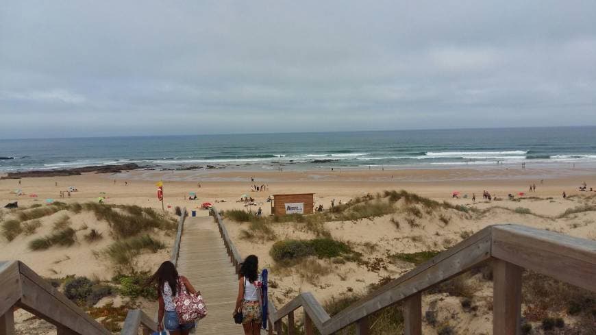 Place Praia de Monte Clérigo