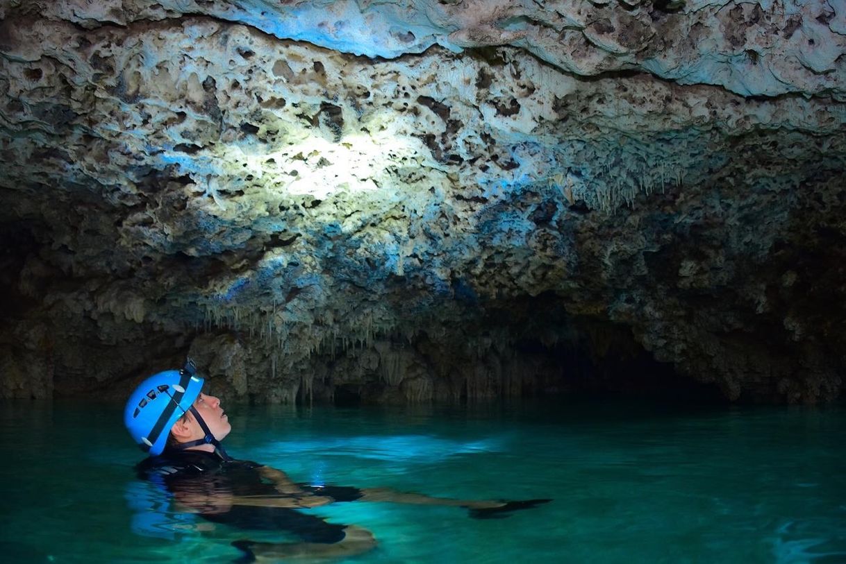 Lugar Río Secreto