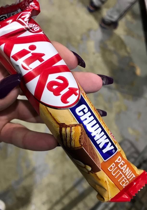 Fashion KitKat chunky peanut butter 