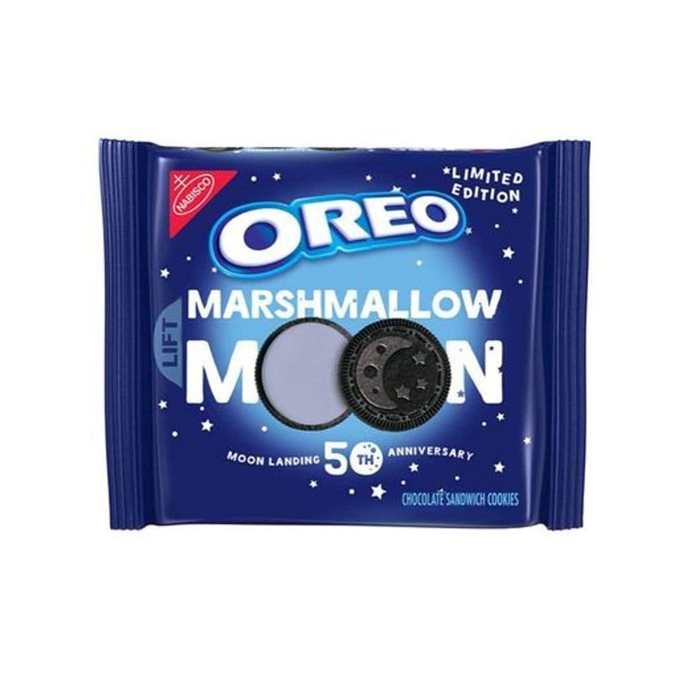 Product Moon Marshmallow Limited Edition Oreos