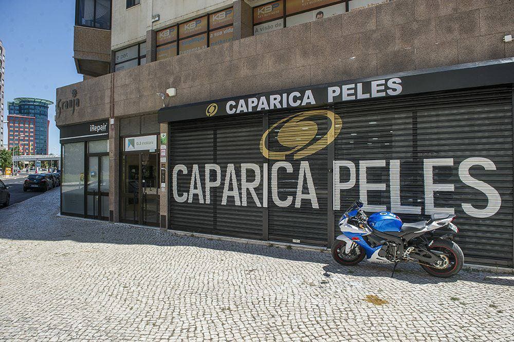 Place Caparica Peles (Lisboa) - Vestuário e Acessórios para Motas