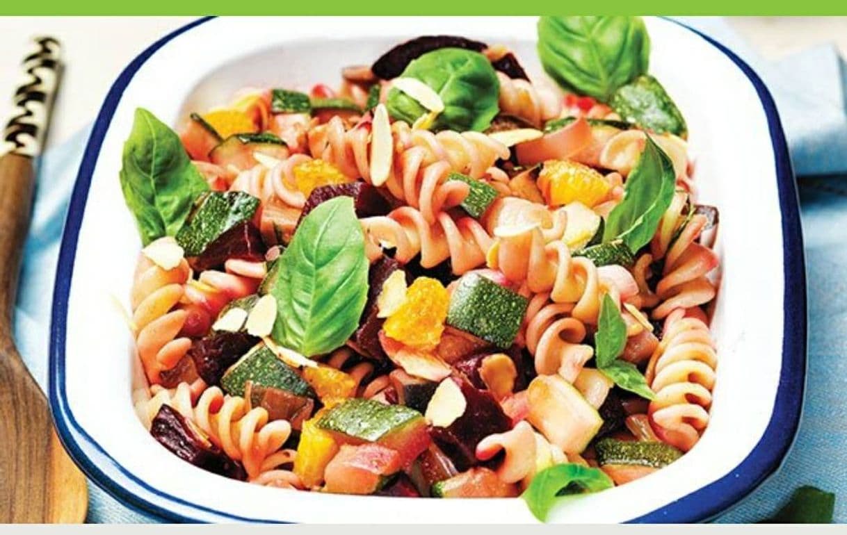 Moda Salada de fusilli com legumes