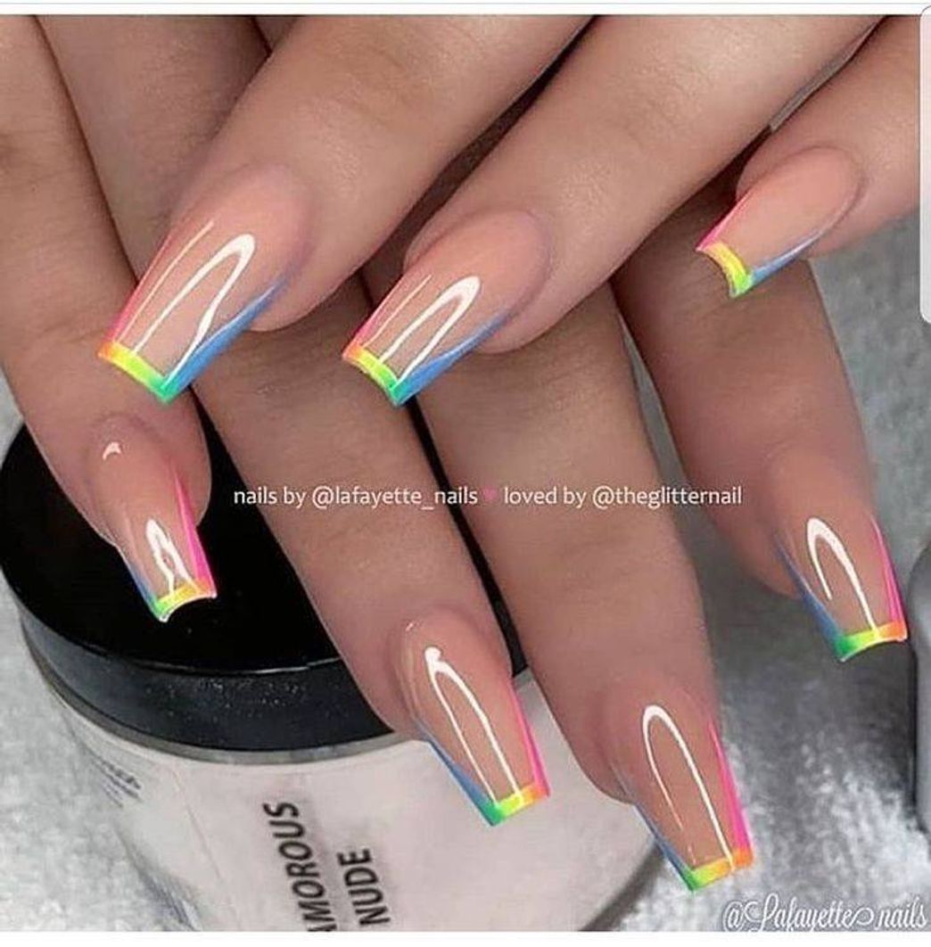 Moda Unhas coloridas