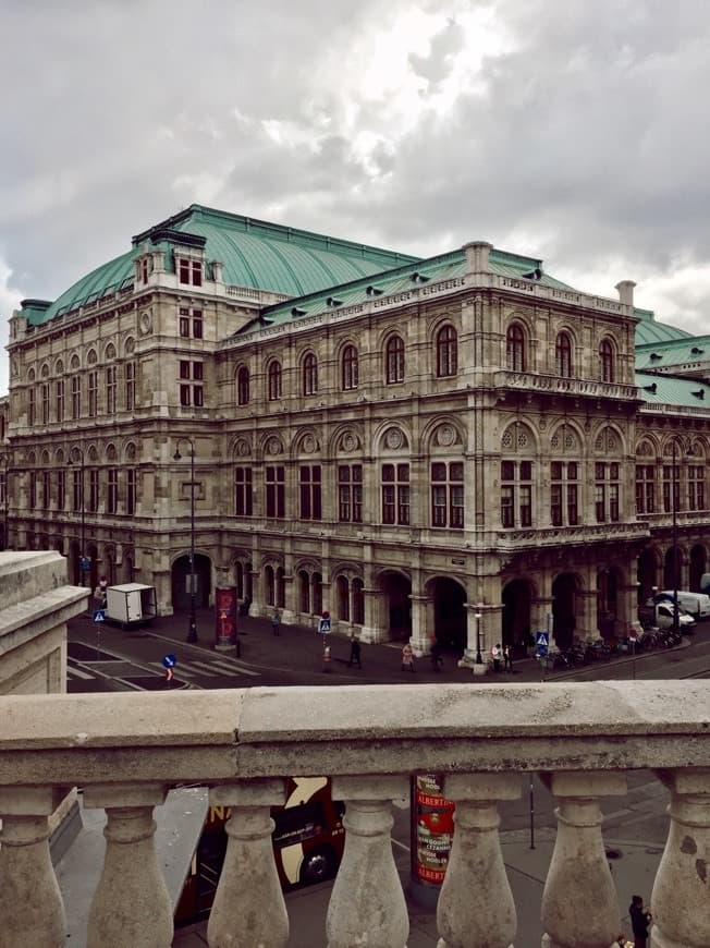 Place Royal Opera House