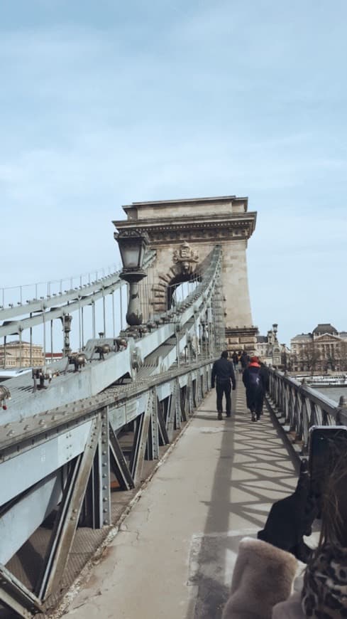 Place Puente de las Cadenas