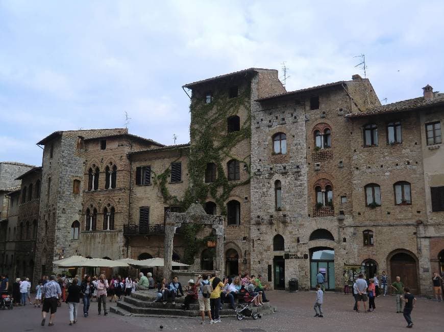 Lugar San Gimignano