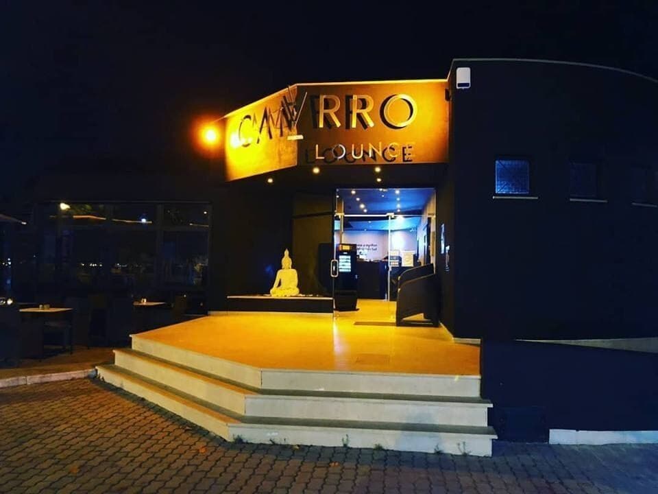 Restaurantes Camarro Lounge