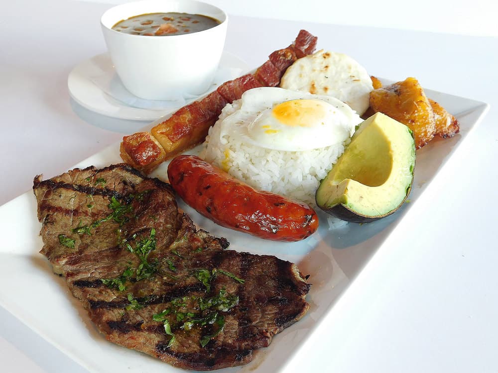 Restaurantes Bandeja Paisa Latin Restaurant