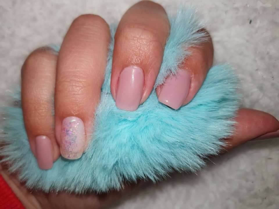 Moda Unhas - Rosa e Brilhantes