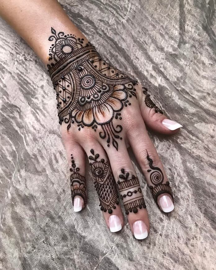 Fashion Henna🔝