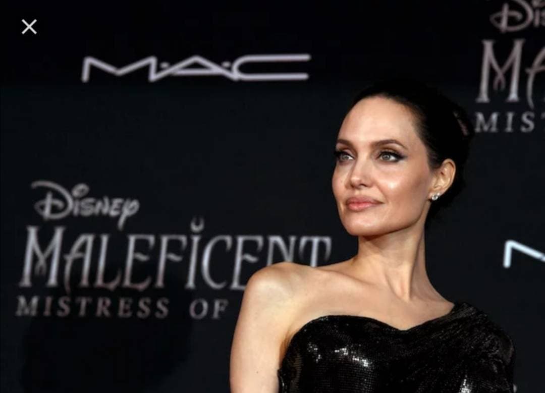 Fashion Angelina Jolie 