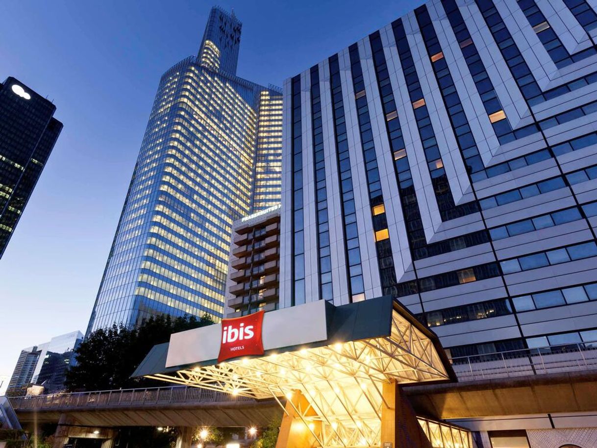 Place ibis Paris La Défense Courbevoie