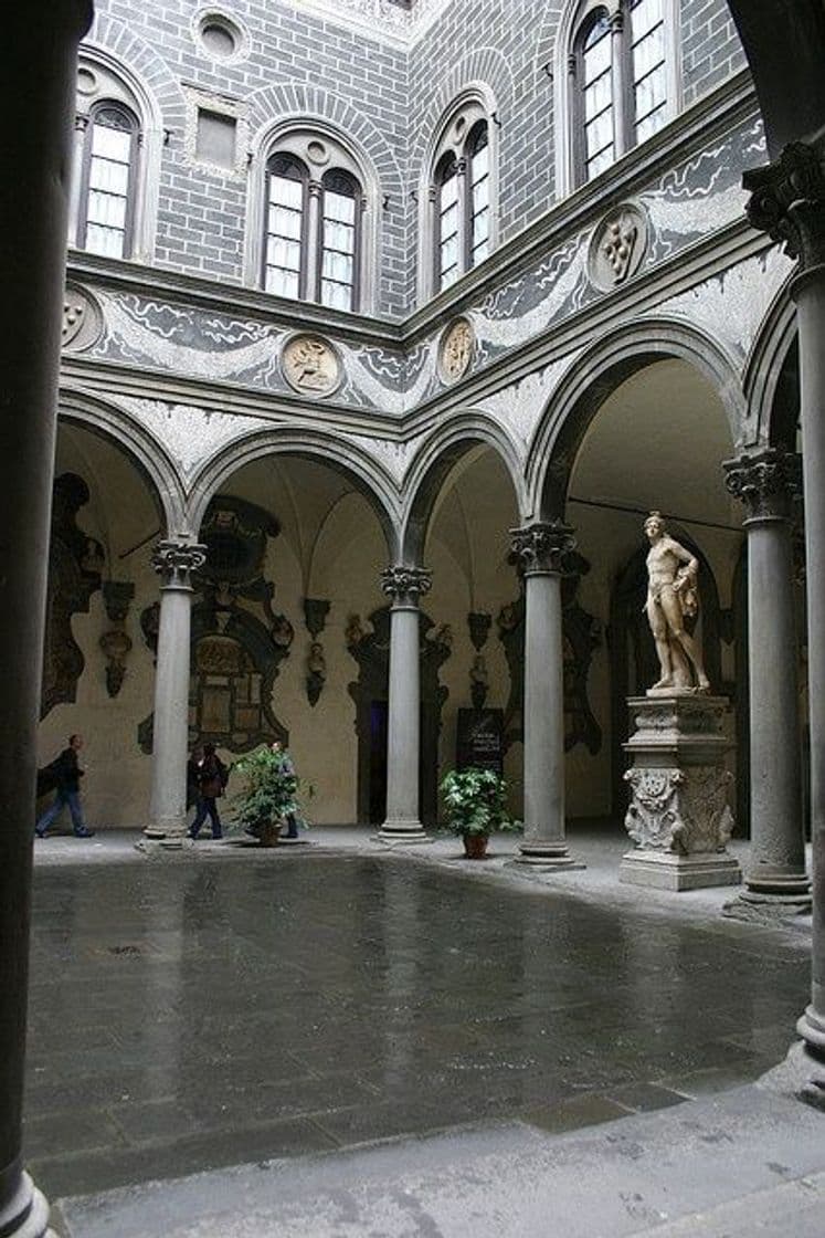 Place Palacio Medici Riccardi