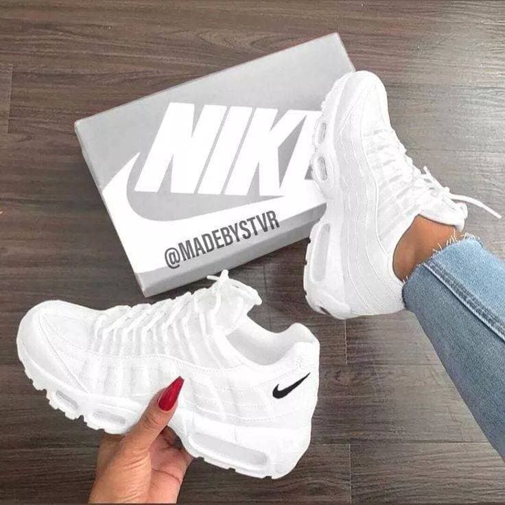 Fashion • Nike