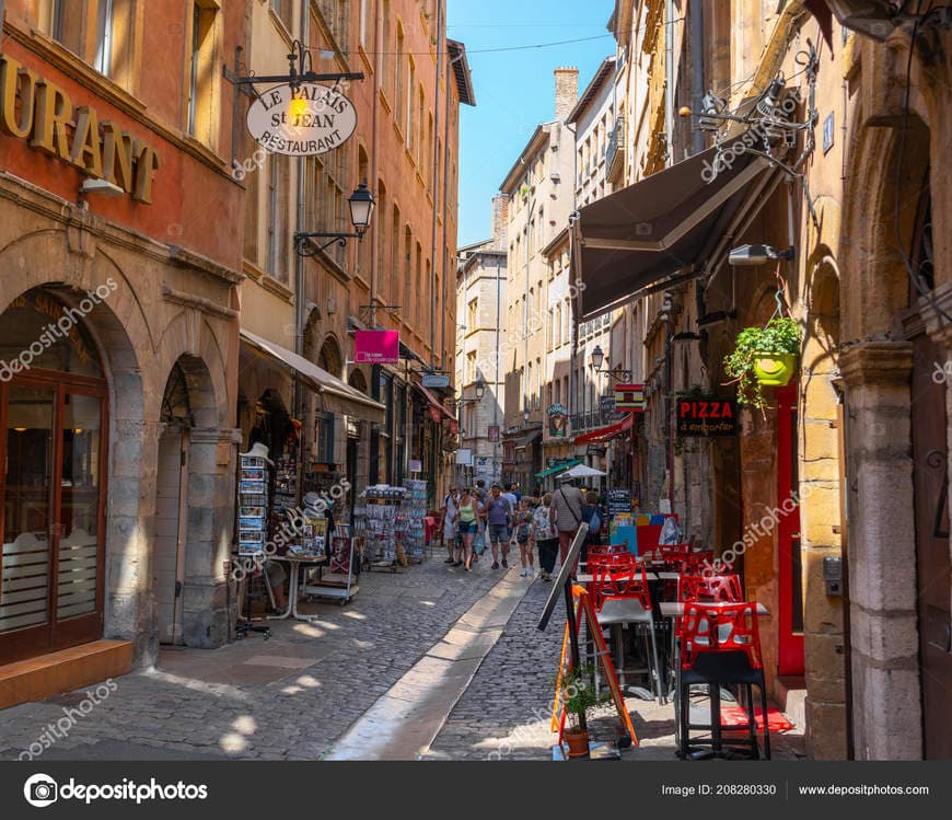 Place Vieux Lyon