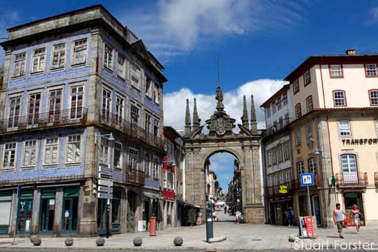 Lugar Arco da Porta Nova