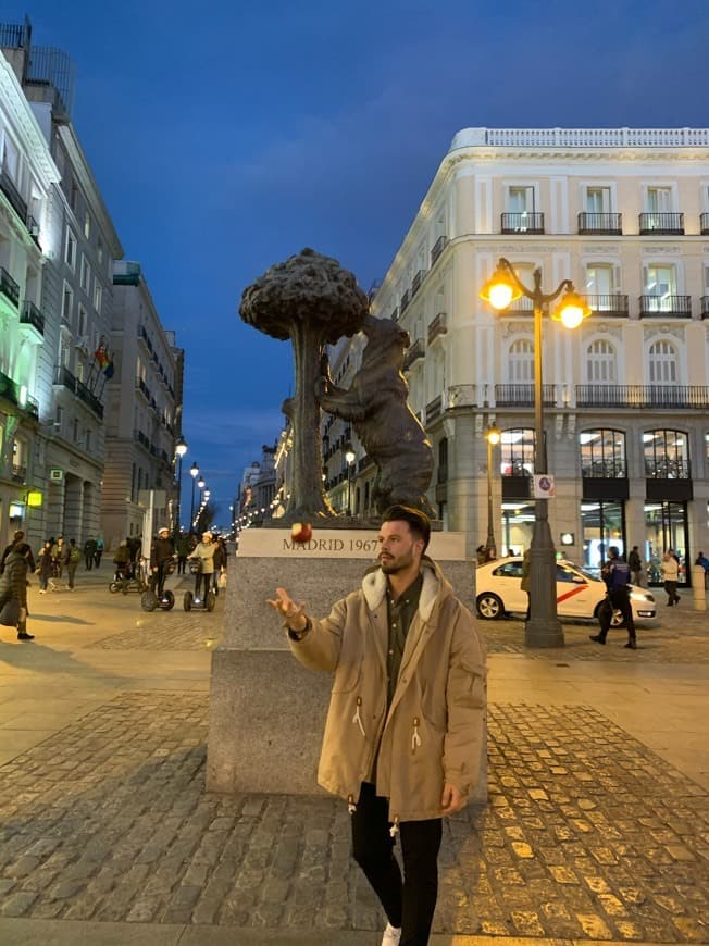 Lugar Plaza Puerta del Sol