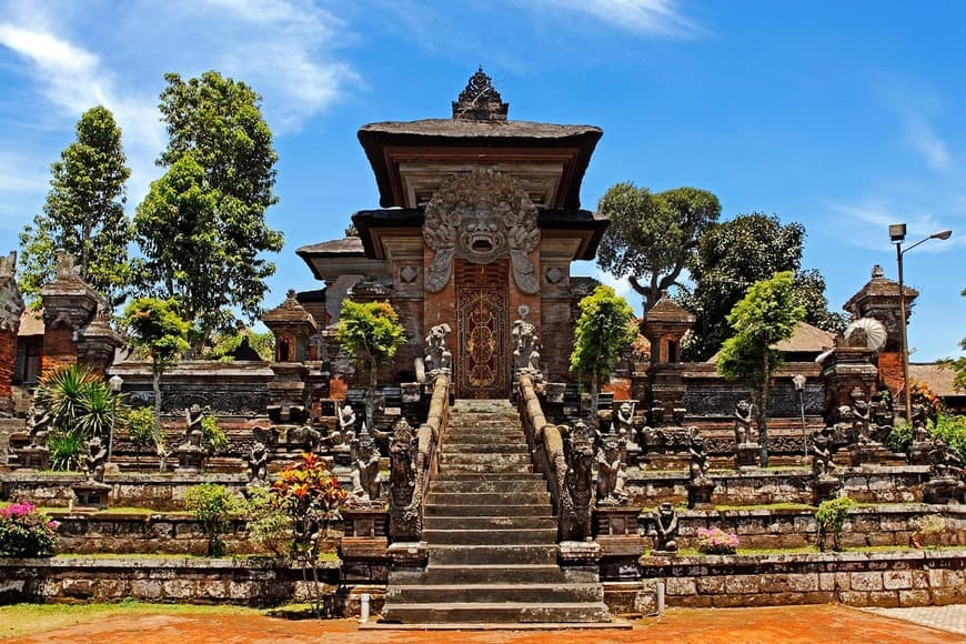 Place Pura Taman Ayun Banjar Lebah Buana