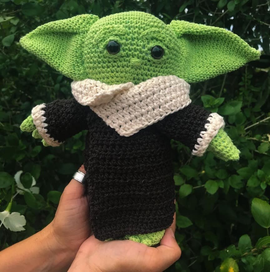 Product • baby yoda amigurumi •