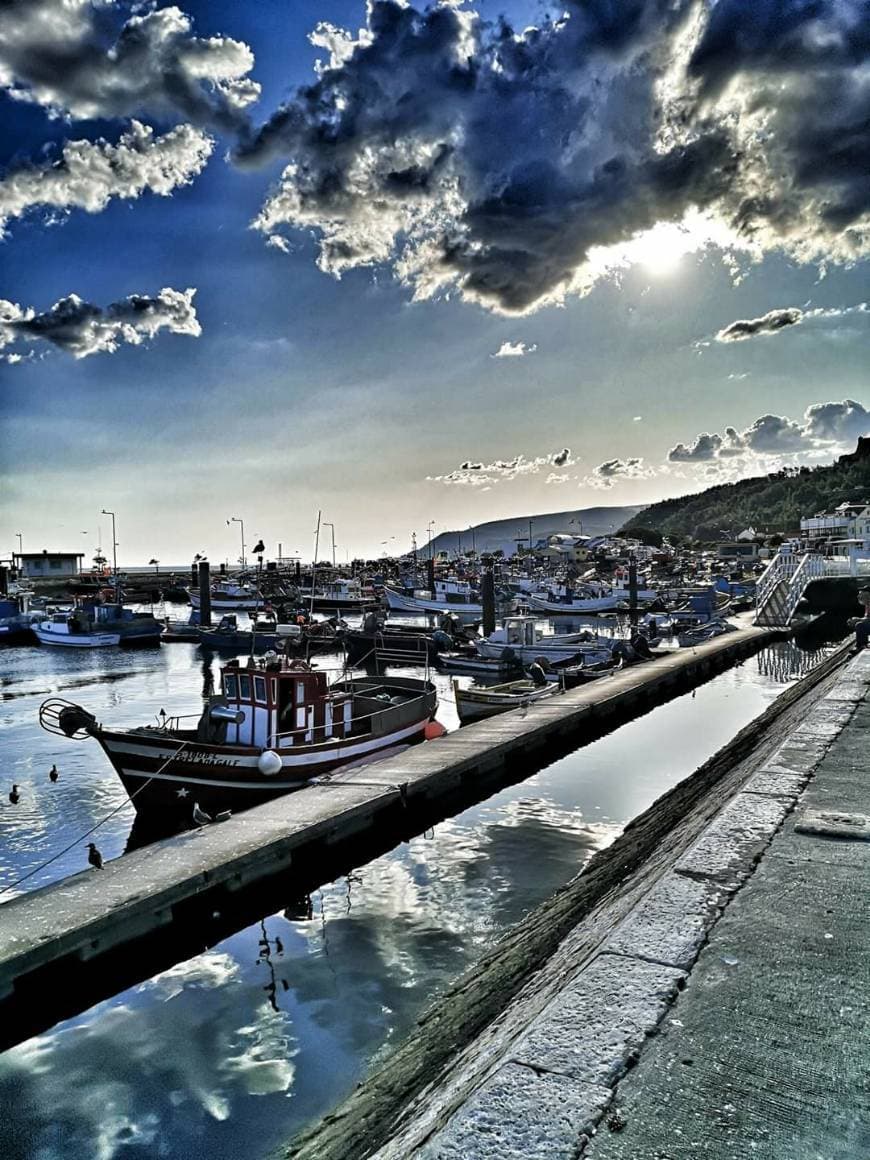 Lugar Doca de Pesca do Porto de Setúbal