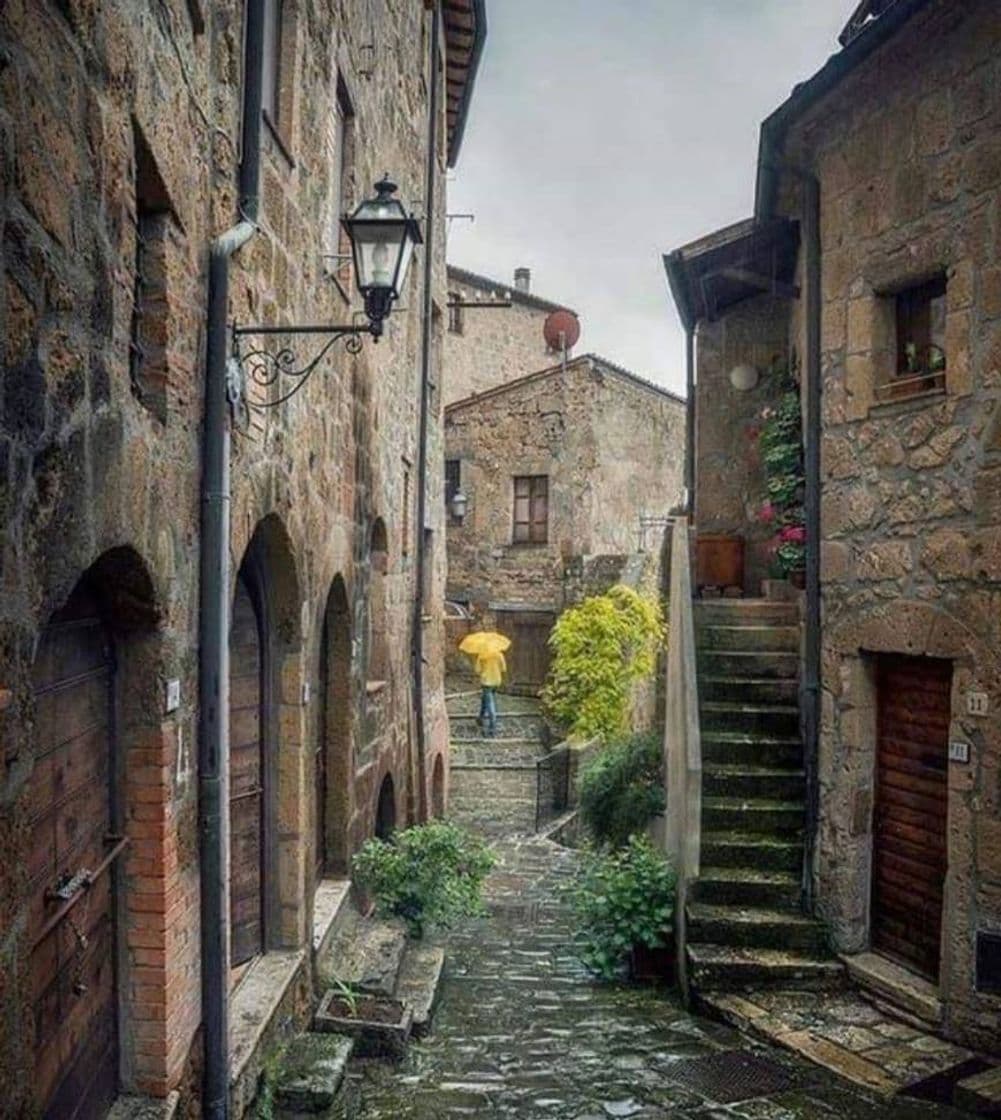 Place Toscana