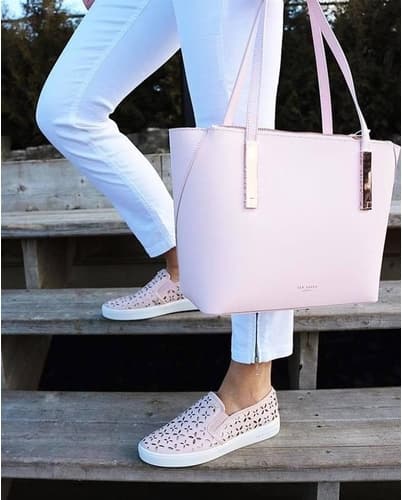 Producto MICHAEL KORS
Keaton Perforated Logo and Leather Sneaker