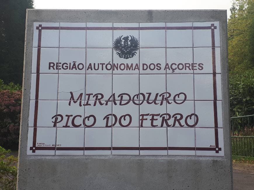 Place Pico do Ferro