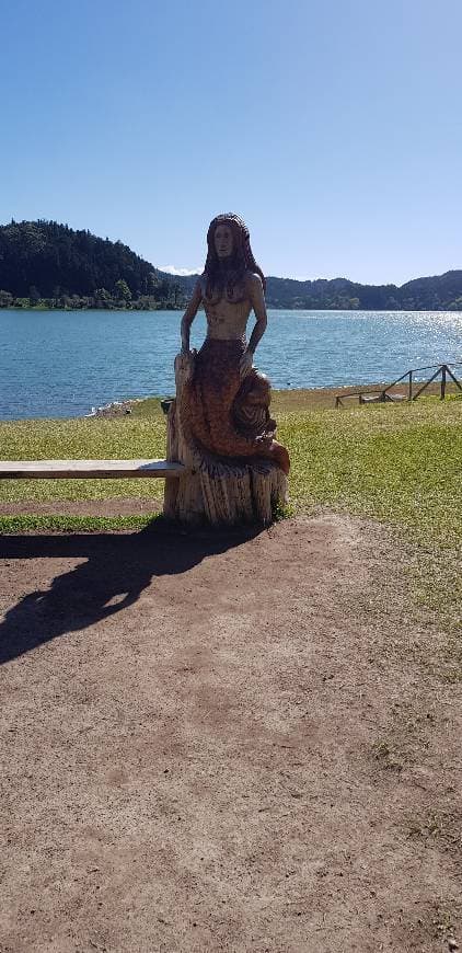 Place Furnas Lake