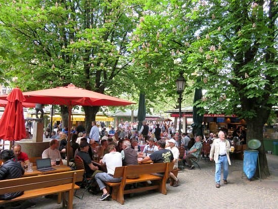 Lugar Biergarten Am Viktualienmarkt