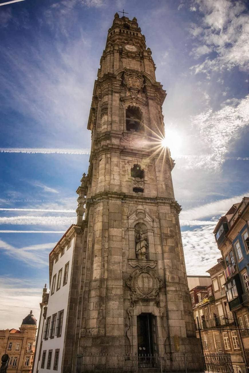 Place Clérigos Tower