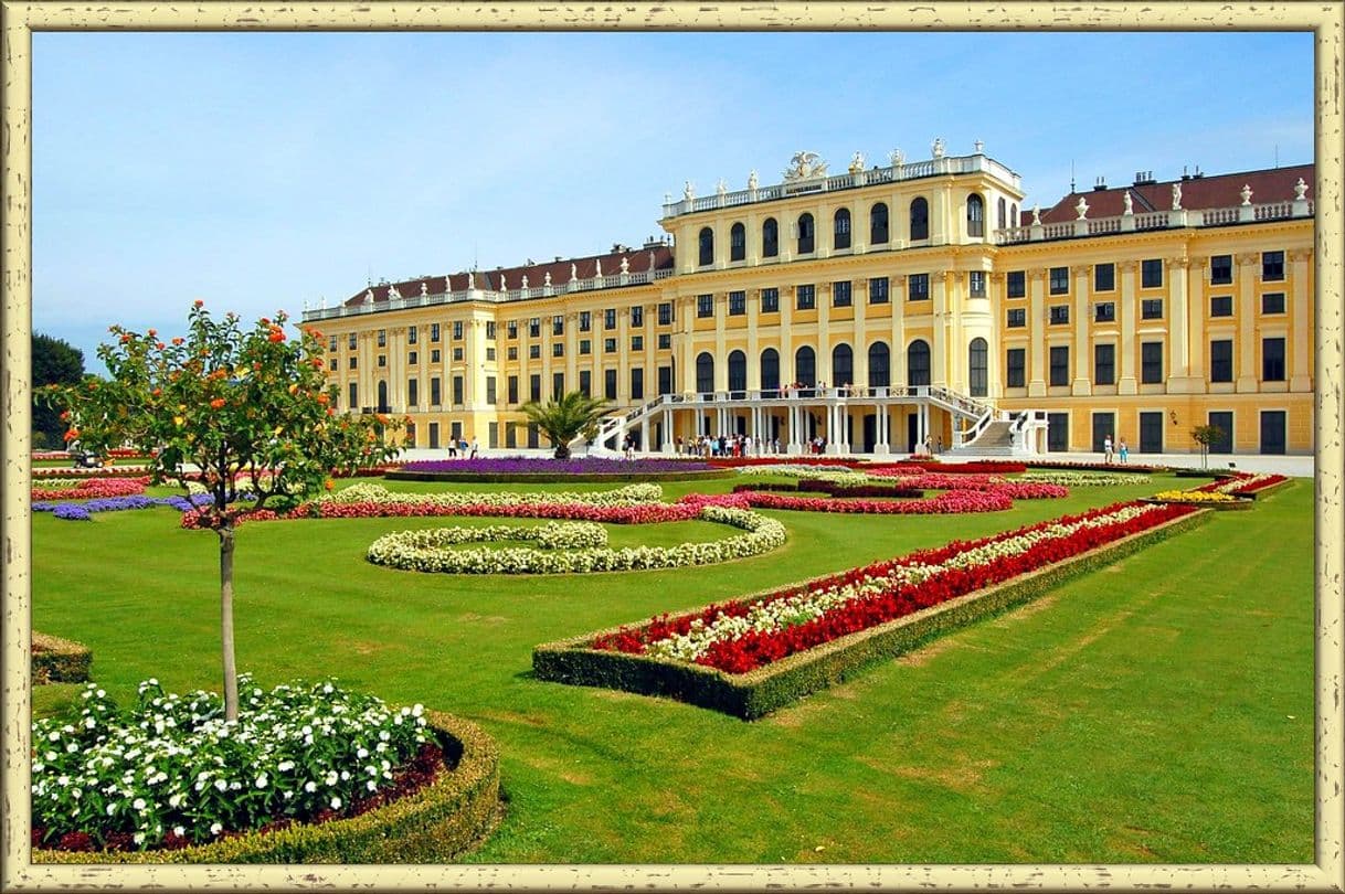 Place Schönbrunn