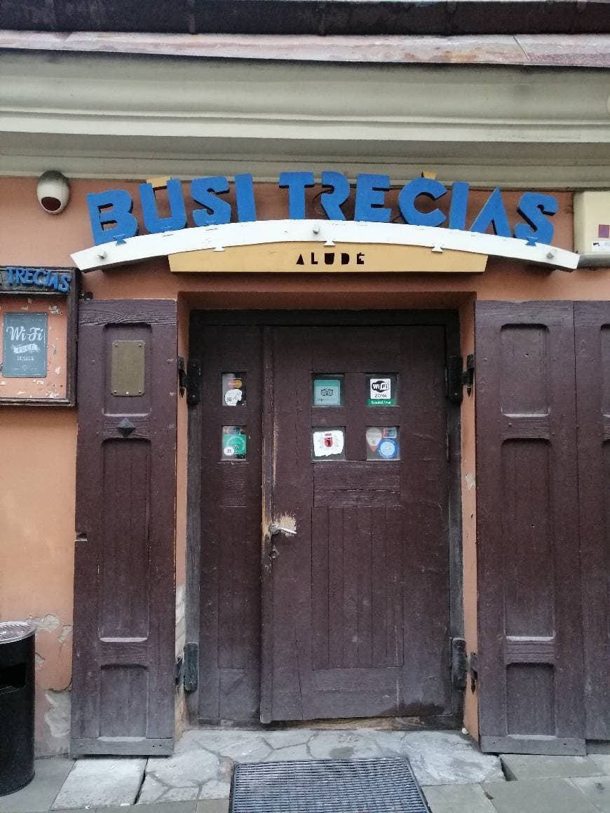 Restaurants Būsi trečias