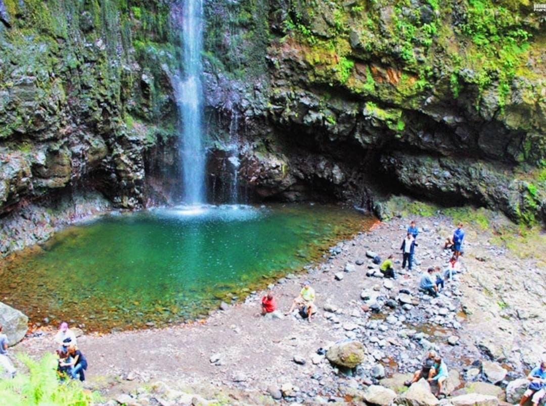 Lugar Levada do Caldeirão Verde