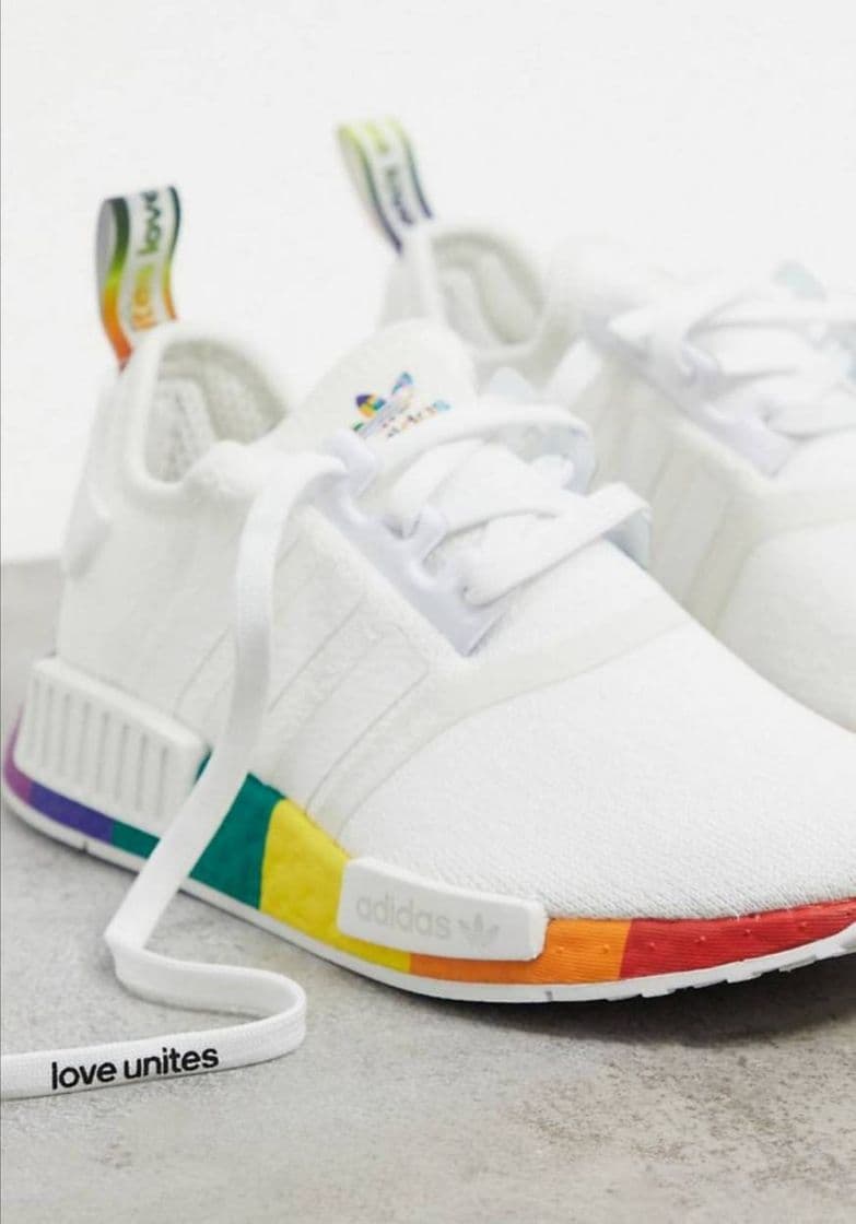 Fashion Zapatilla Pride NMD de Adidas originals