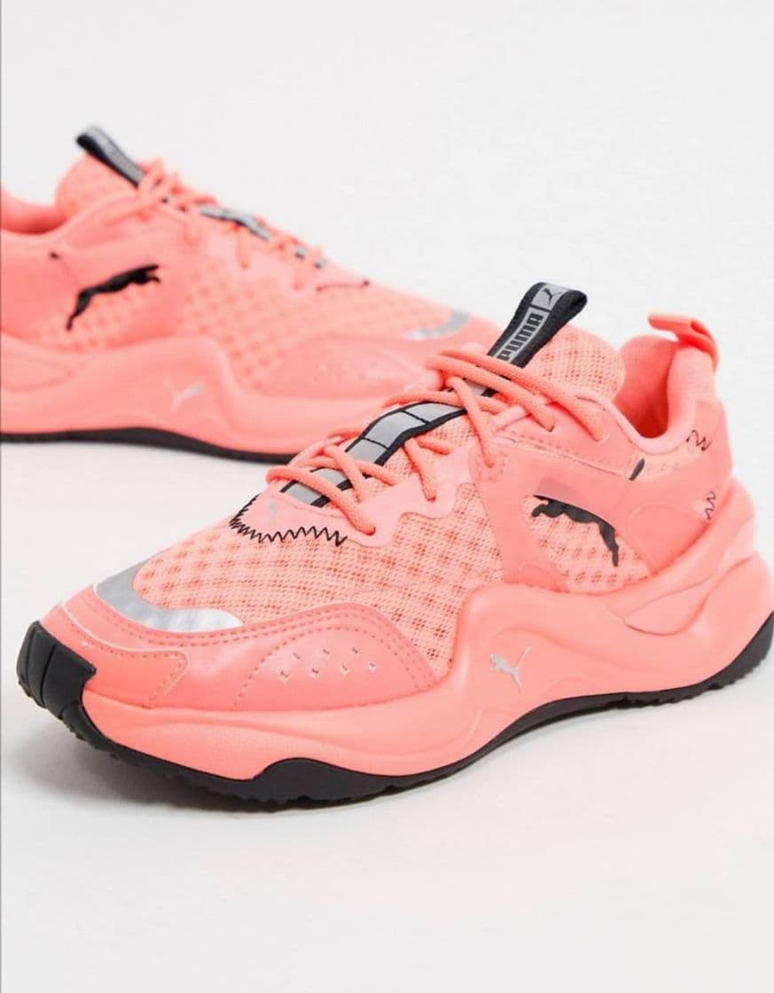 Producto Zapatillas en rosa neón de Puma