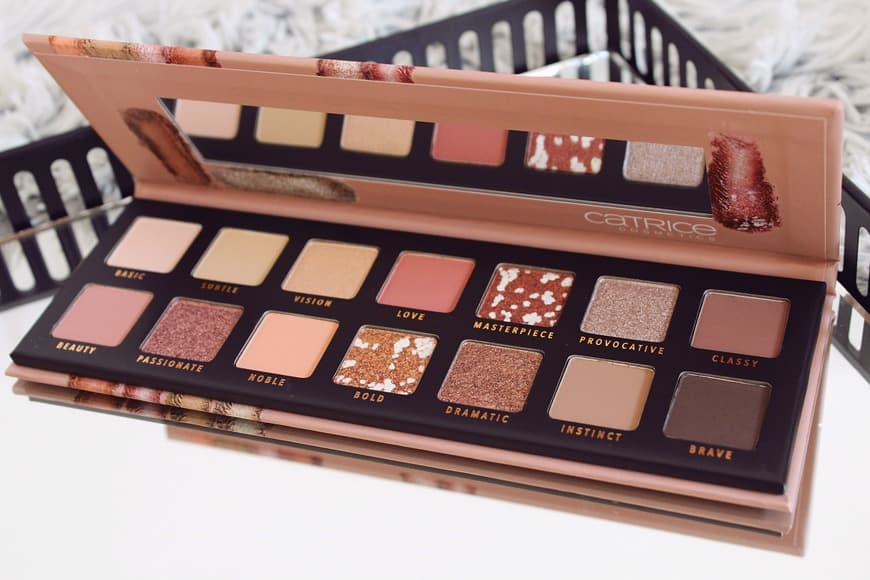 Producto Pro Next-Gen Nudes Slim Eyeshadow Palette