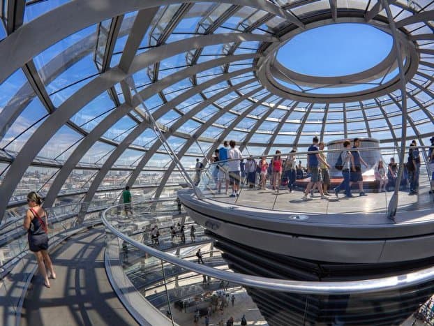 Place Reichstag Building