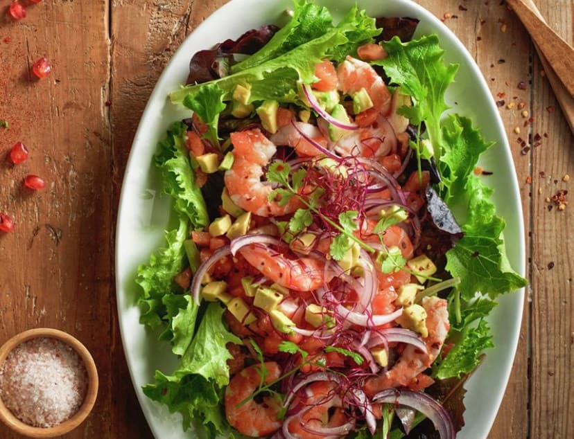 Moda Ensalada de ceviche de langostinos y cebolla 