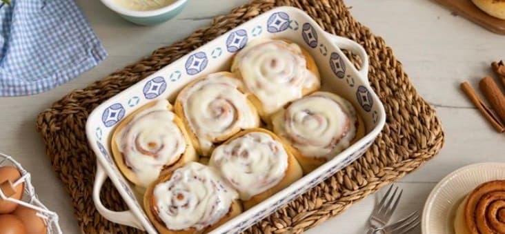 Moda Cinnamon rolls 