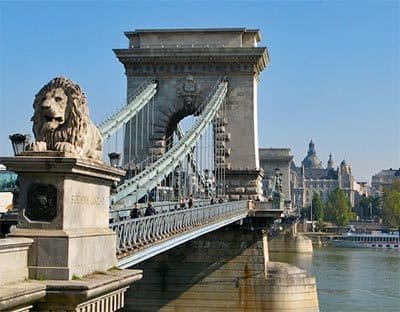 Lugar Puente de las Cadenas