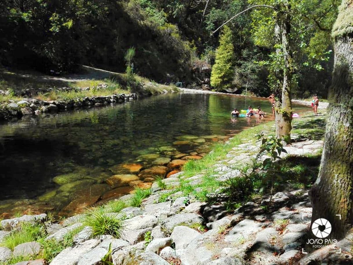 Lugar Área de Lazer Poço das Traves