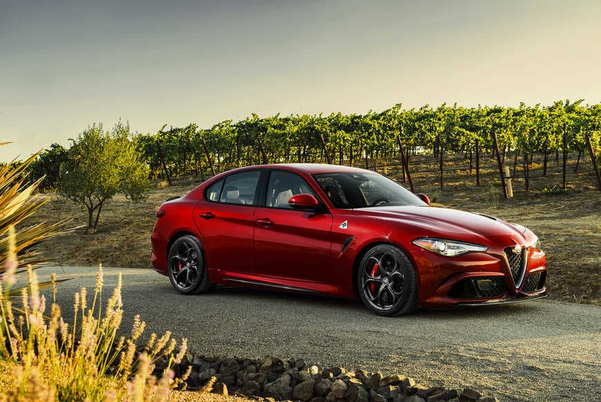 Fashion 2019 Alfa Romeo Giulia Quadrifoglio - Performance Sedan