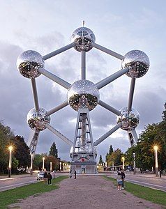 Lugar Atomium