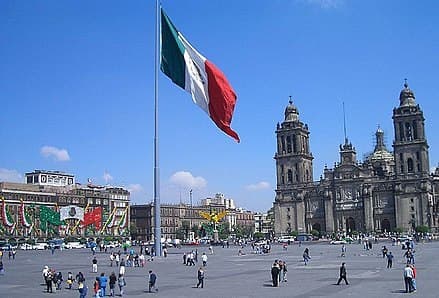 Place Plaza del Carrusel