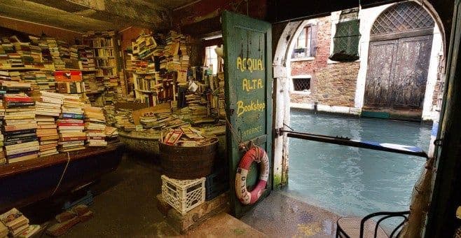 Lugar Acqua Alta Book Shop