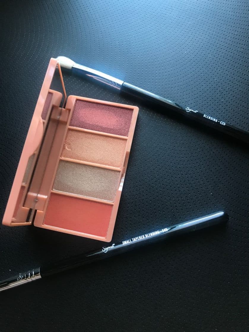 Product Peach Blossom Eyeshadow Palette