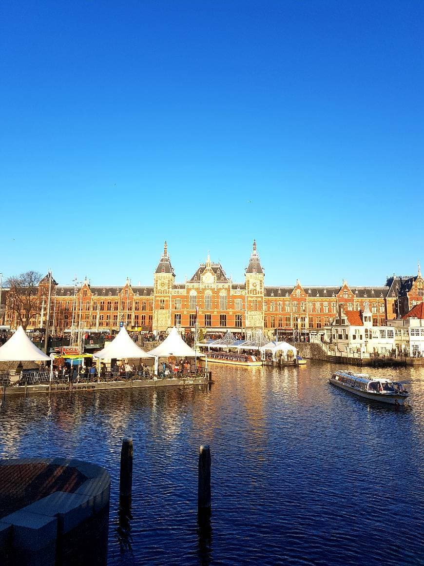 Lugar Estación Central de Ámsterdam