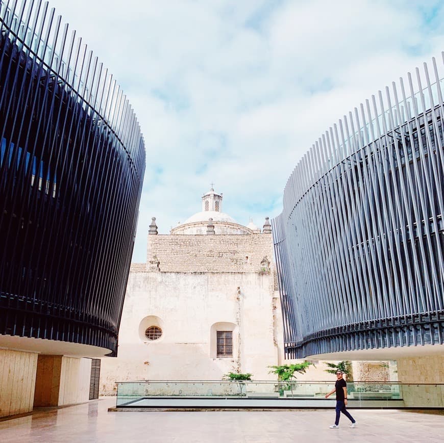 Place Palacio de la Música