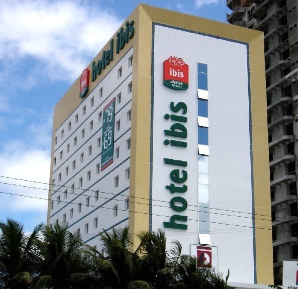 Place ibis Macae